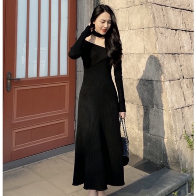 (Ảnh thật shop chụp) Váy len V1123 cổ V thời trang cao cấp Quảng Châu ⚡️ đầm len xịn sò kèm vòng cổ sang trọng