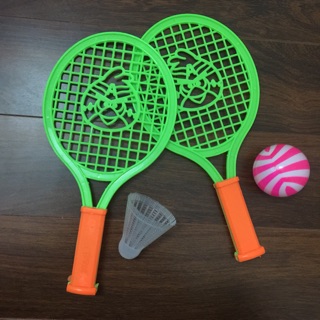 Bộ đồ chơi cặp vợt cầu lông hàng VN và quả cầu nhựa kèm banh cho bé HH000023