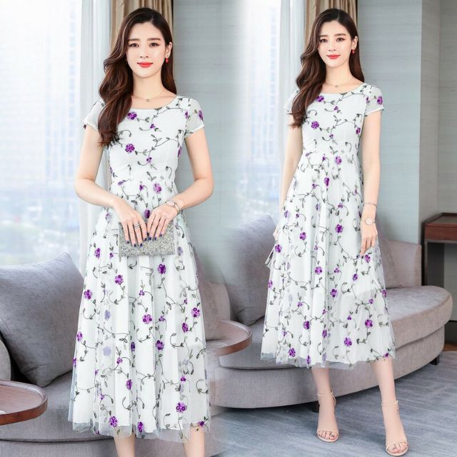 Đầm xòe thêu hoa nổi cao cấp