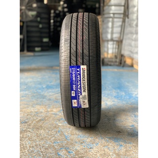 Lốp bridgestone 215/60r17 t005a