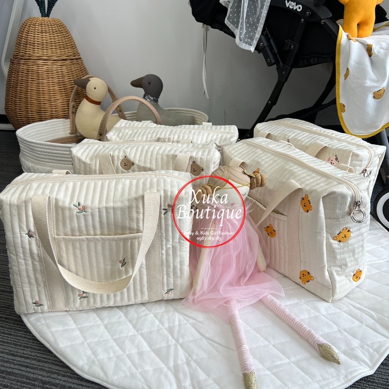 Túi Xách Bỉm Sữa Hàn Quốc Thêu Gấu Thỏ Cho Mẹ Và Bé (Sz Trung 32*25*12cm)