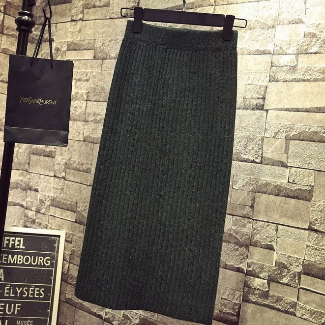 Chân váy len dài xẻ tà sau | BigBuy360 - bigbuy360.vn