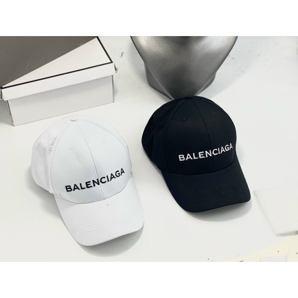 MŨ LƯỠI TRAI Nón kết thêu BALENCIA chữ trắng đen TXGS-N303