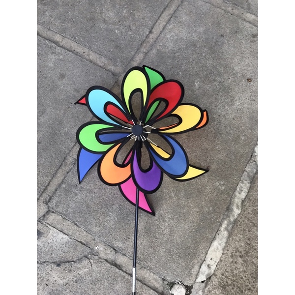 Chong chóng 8 cánh 6 đuôi, tặng kèm keo 502 + chong chóng nhỏ