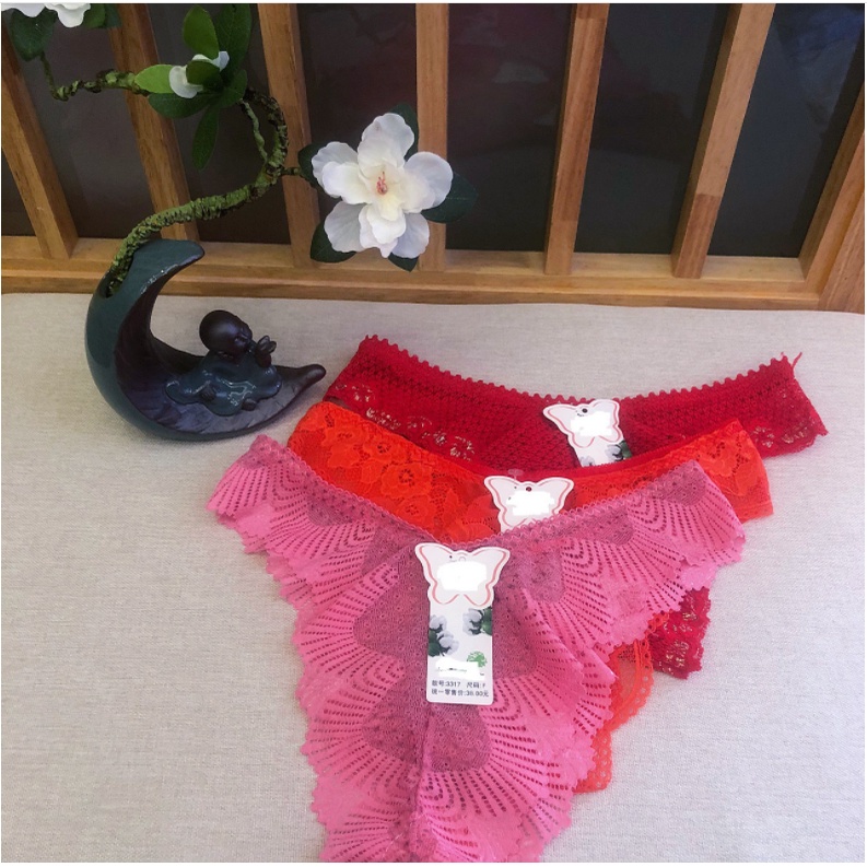 Quần lót nữ ren mềm mại thoáng khí kiểu dáng sexy gợi cảm mẫu mới giao màu ngẫu nhiên | BigBuy360 - bigbuy360.vn