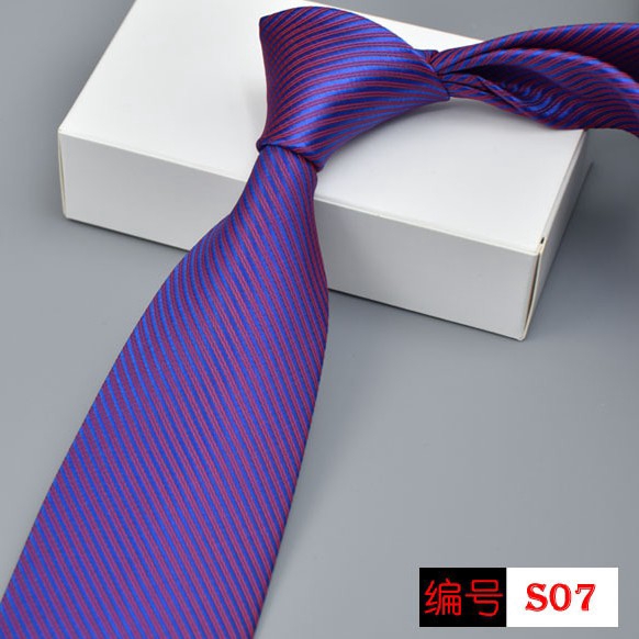 Cà vạt màu trơn cổ điển dành cho mọi giới tính