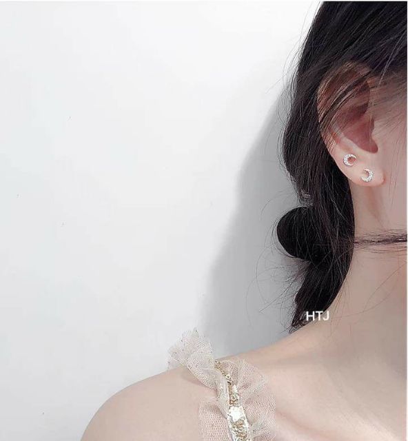 Bông tai trăng khuyết bạc