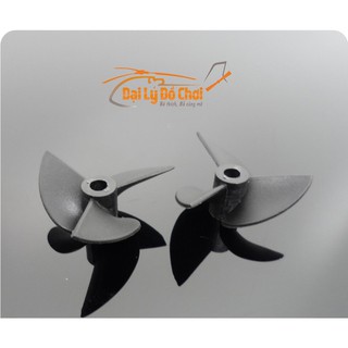 Cặp chân vịt thuận nghịch 3 lá kích cỡ 4.8x55mm chất liệu nhựa