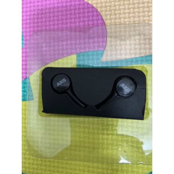 Tai Nghe Nhét Tai SS AKG . Màu đen Jack cắm 3.5mm