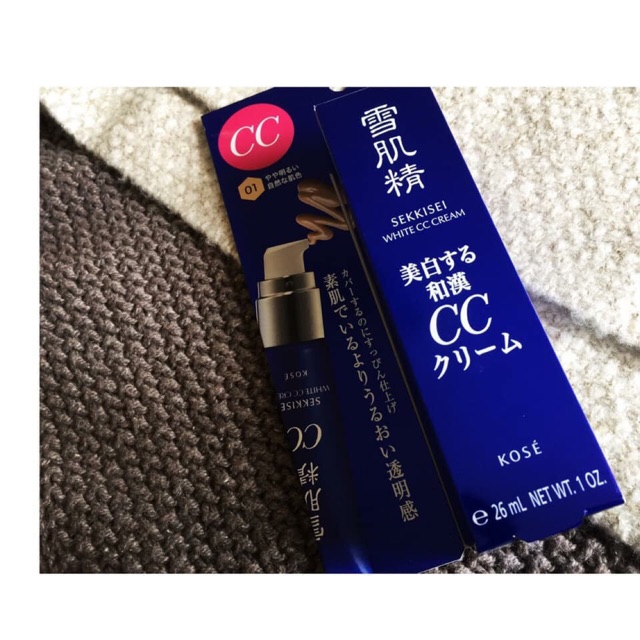 kem trang điểm Kose