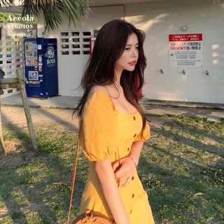 ĐẦM MAXI VÀNG CỔ U