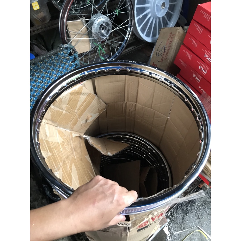 Niềng hay vành sắt zin Goshi Honda bản 1.4*17 và 1.6*17 ráp lên cho tất cả các dòng xe