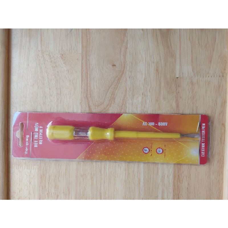 Bút thử điện Điện Quang ĐQ ETP09 Y (185 mm, vàng), ĐQ ETP06 R (140 mm, đỏ), ĐQ ETP08 GR ( 190 mm, màu xám trong)
