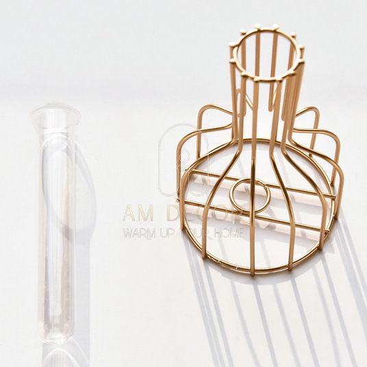 Bình hoa sắt vàng lọ thuỷ tinh nghệ thuật hoa giả decor trang trí phòng bếp sang trọng - AM Decor