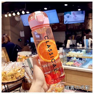 Bình nước Titan trong suốt