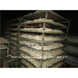 Mứt dừa sấy giòn