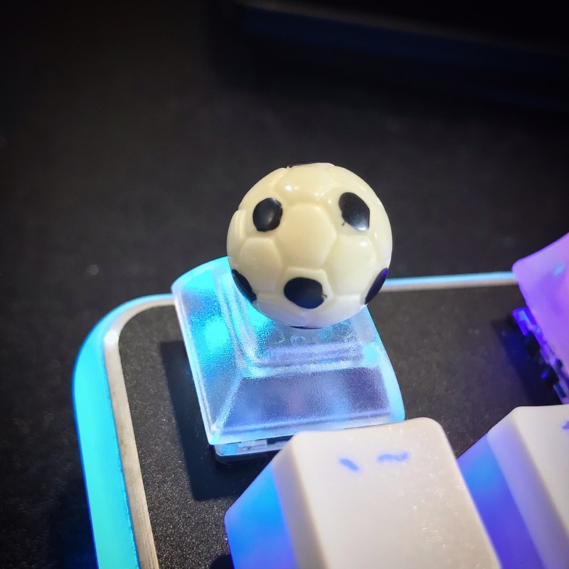 Keycap bóng rổ, bóng đá xuyên led 🏀⚽️ Keycaps basketball foodball handmade trang trí bàn phím cơ gaming