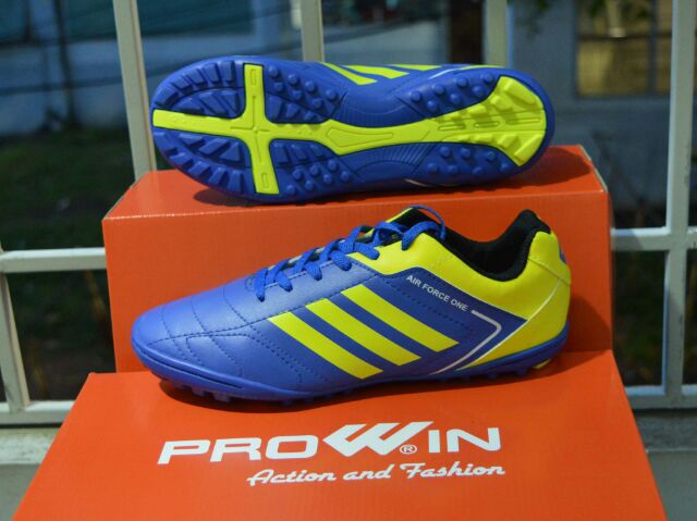 GIÀY ĐÁ BÓNG SÂN CỎ NHÂN TẠO