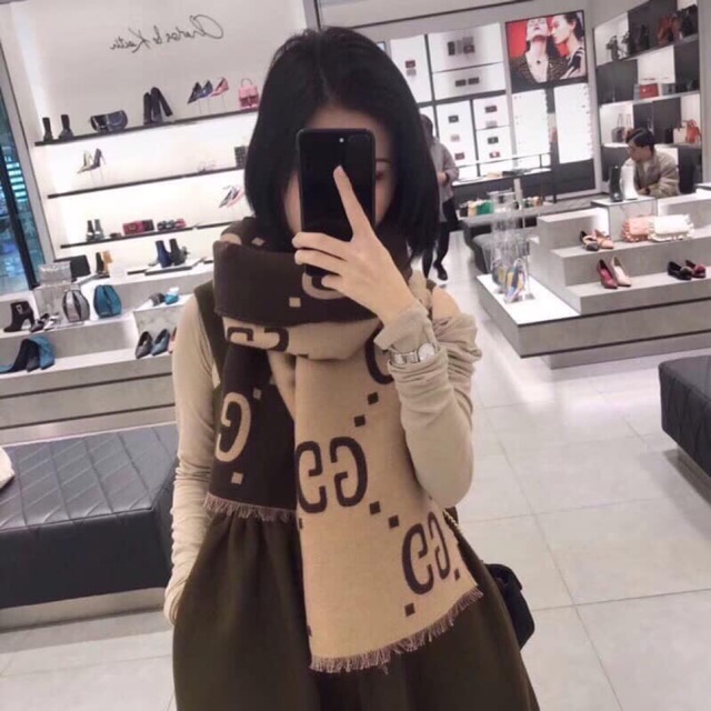 Khăn dạ gucci