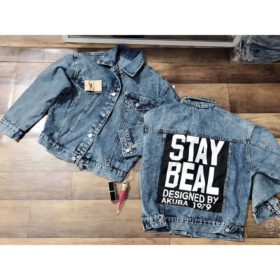 áo khoác jean nữ in chữ lưng STAY 2a