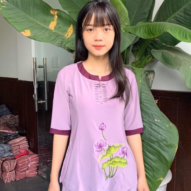 Thun phối thêu hoa sen