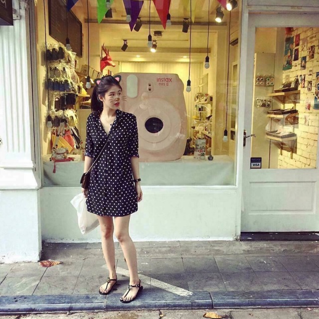 váy chấm bi zara
