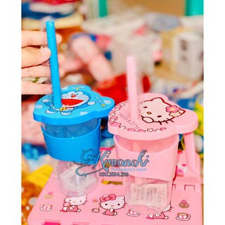 CA NHỰA KÈM ỐNG HÚT KITTY/DORAEMON DOREMON