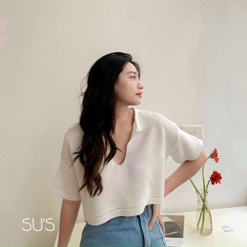 Áo Croptop Dệt Kim Tay Ngắn Thiết Kế Cổ Chữ V Quyến Rũ Xinh Xắn Cho Nữ