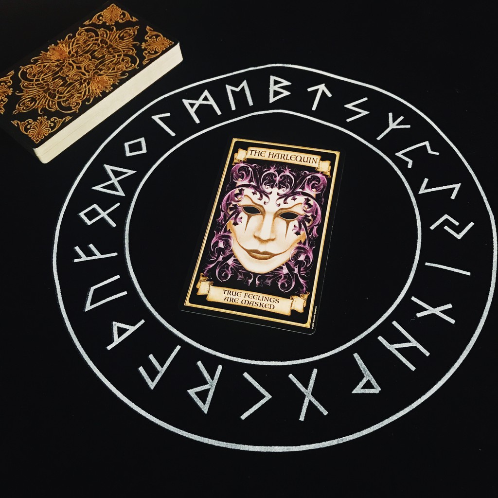 Khăn Trải Bài Tarot Runes Cycle (Guu Tarot Shop)