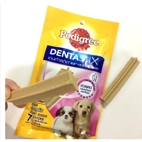 Bánh xương Pedigree DentaStix chăm sóc răng chó nhỏ 56g