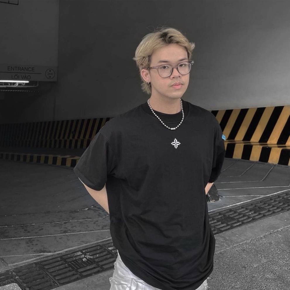 Áo thun Tee Levents XL Logo Áo thun tay lỡ nam nữ logo XL màu đen chữ trắng chất cotton cao cấp