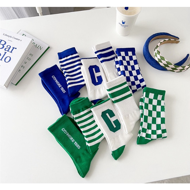 Vớ Tất cao cổ chữ C Nam Nữ phong cách thể thao, trẻ trung, năng động.