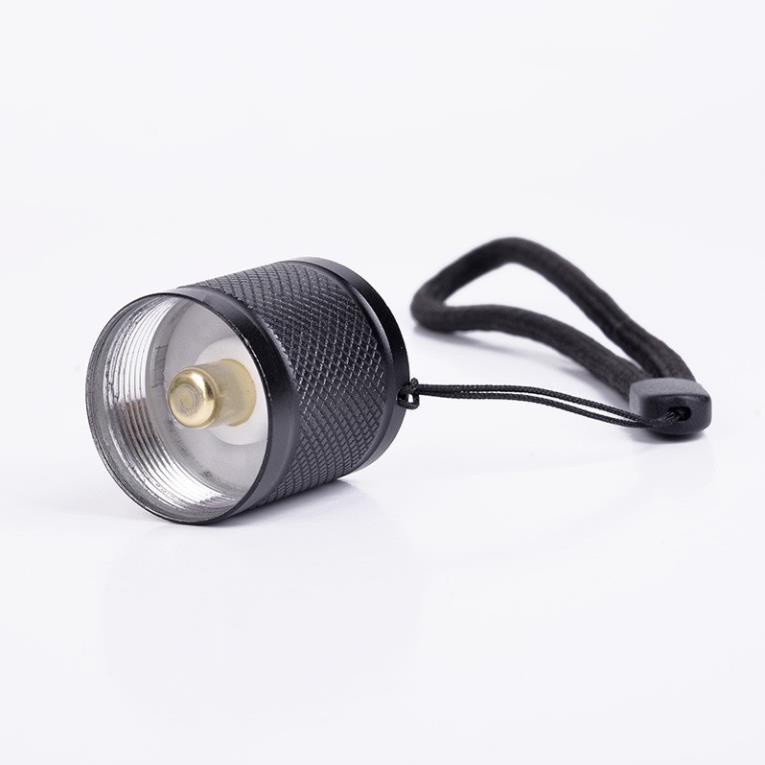 Đèn pin siêu sáng T6 cao cấp có hộp nhựa