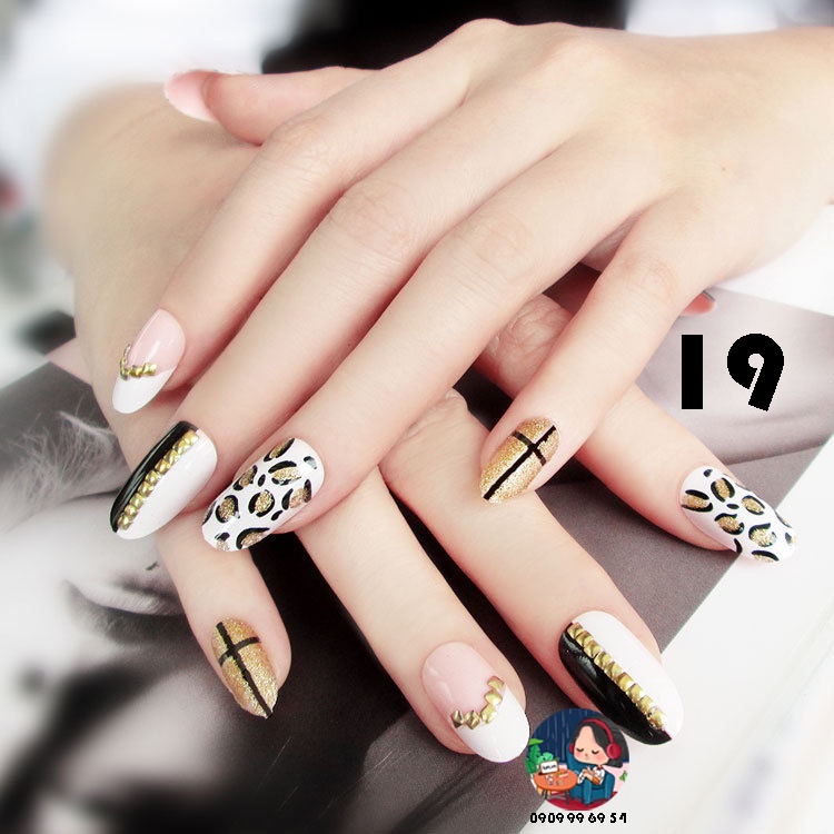 19 - Gold Nhủ [DA BÁO] Bộ Móng Giả 24 Chiếc Đủ Size - Sẵn Keo Và Dụng Cụ
