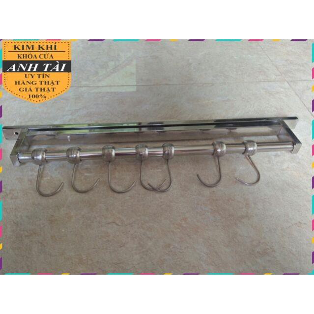 Giá treo dao thớt inox tiện dụng