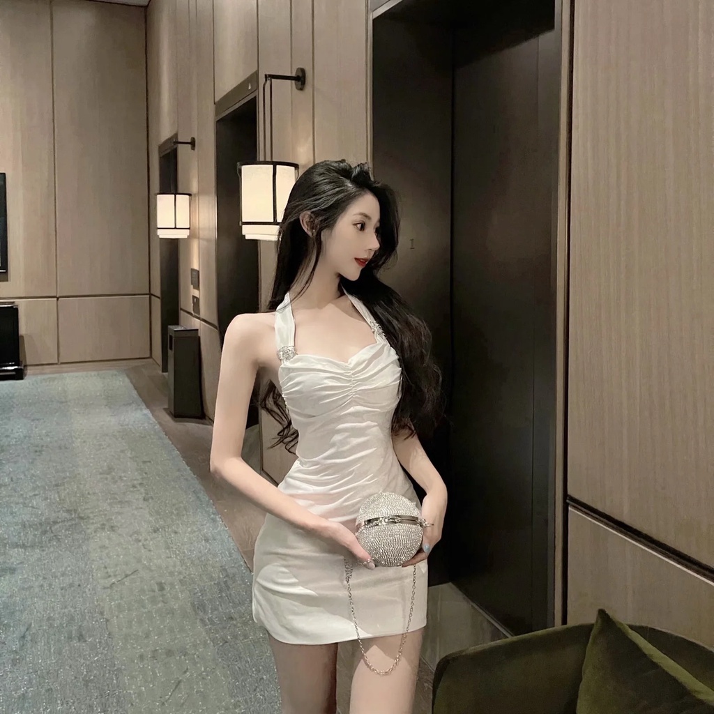 Váy satin trắng dự tiệc của nữ hàng Quảng Châu cao cấp đầu xu hướng mùa xuân ngọt ngào sang trọng 2022