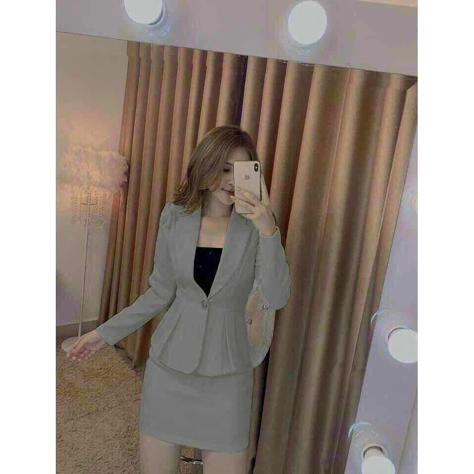 Sét áo trong và áo vest ngoài kèm chân váy thời trang thanh lịch quý phái