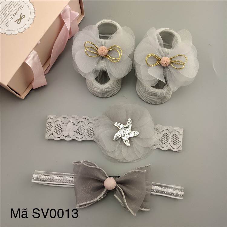 Sét Phụ Kiện Vớ Kèm Băng Đô và Hộp Quà Xinh Cho Bé