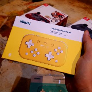 Tay cầm chơi Game 8Bitdo Lite