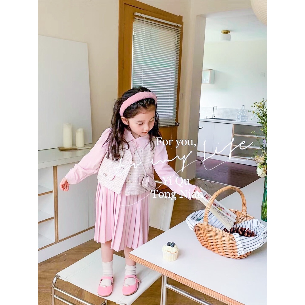 Sét váy kèm áo gile cho bé gái, Sét váy có cổ phần váy xếp ly kèm áo gile dạ vải đẹp xịn xò cho bé size 12-32kg