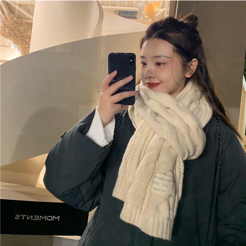 Khăn choàng len dài giữ ấm mùa đông cho nữ