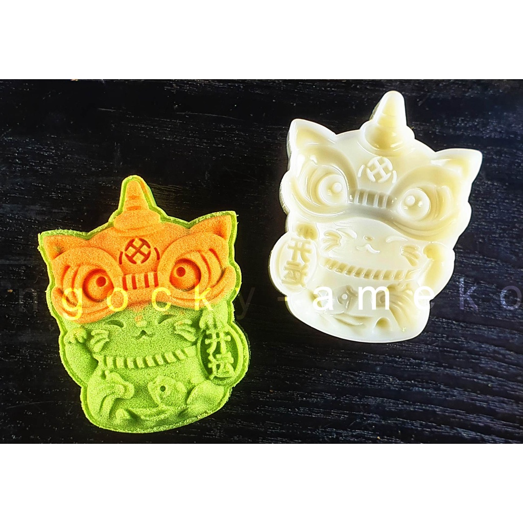 NQ50-018 - KHUÔN LÒ XO BÁNH TRUNG THU/ BÁNH DỨA  HÌNH MÈO MÚA LÂN 5OG