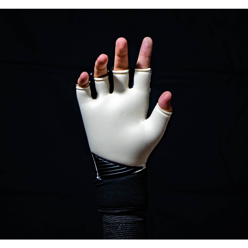 Găng Tay Thủ Môn Futsal GKVN