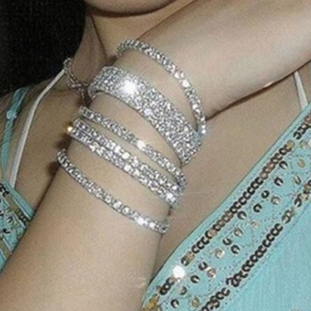 Lắc tay đá pha lê sang trọng