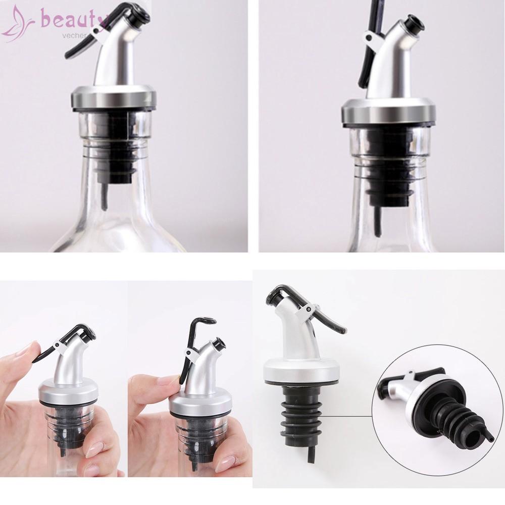 Bình Đựng Dầu Ăn / Gia Vị Tiện Lợi Cho Nhà Bếp