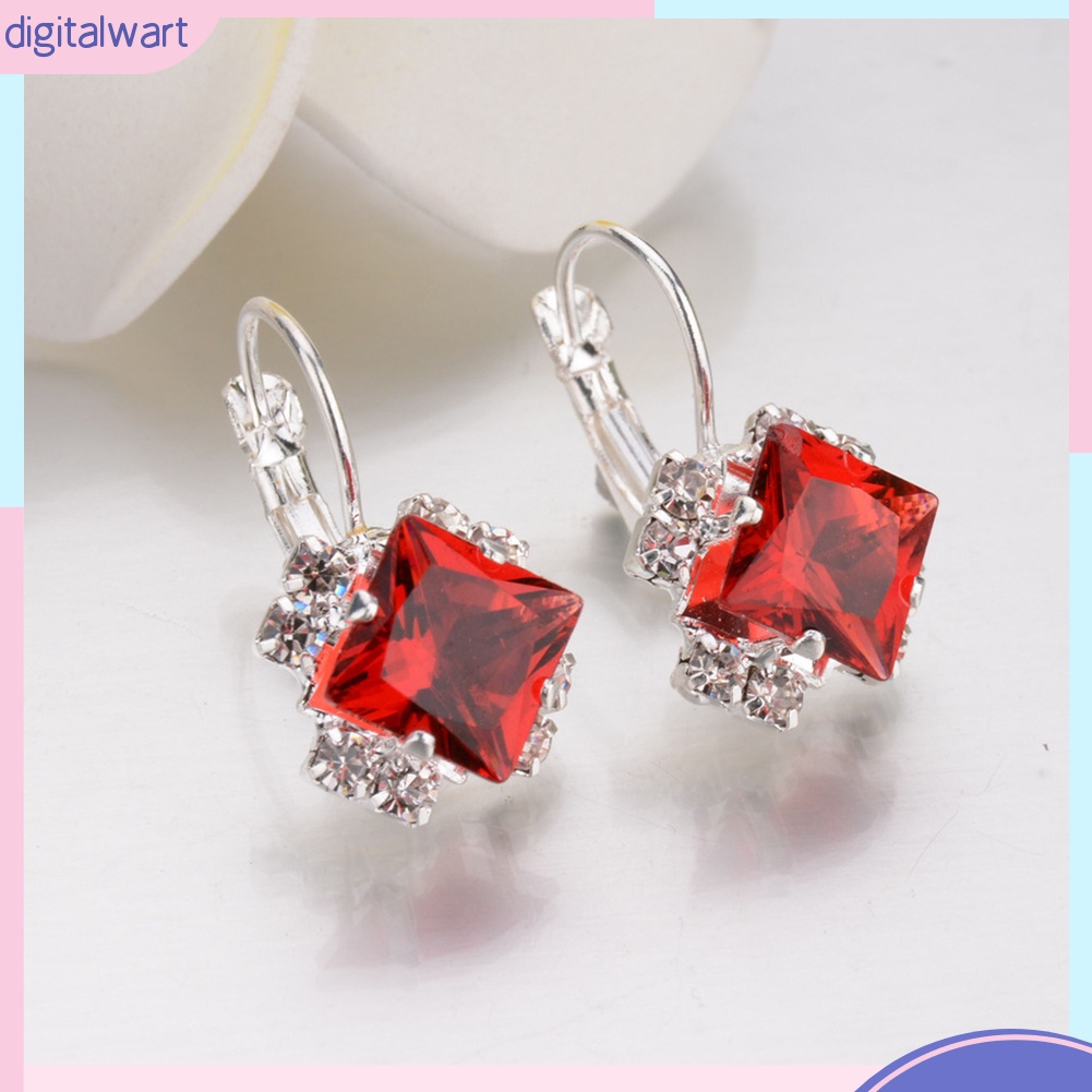 Khuyên Tai Nữ Trang Đính Đá Pha Lê Tạo Hình Độc Đáo