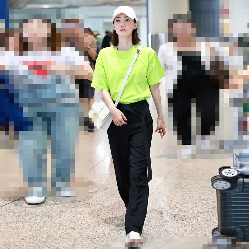 Áo Thun CHIC Unisex Nam Nữ Màu Xanh Chuối Non Chất Cotton 100% US Xịn Sò