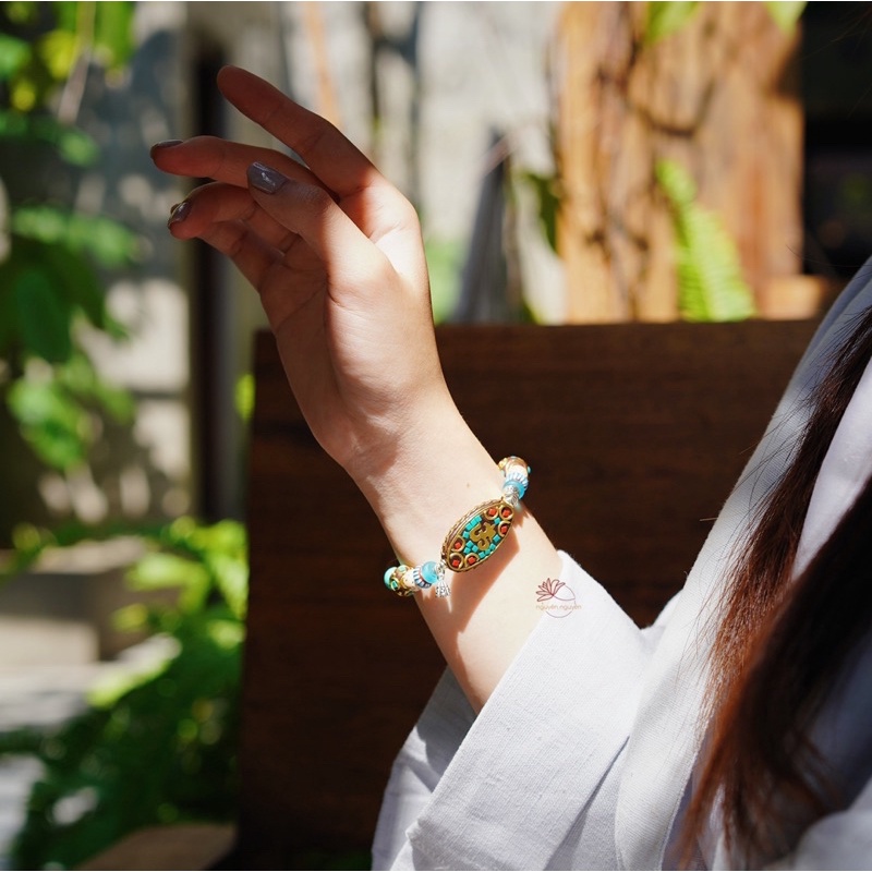 🪷 Best-seller  Vòng đeo tay Tây Tạng Bình An tăng May Mắn, năng lượng cao từ các charm hạt thủ công tốt lành