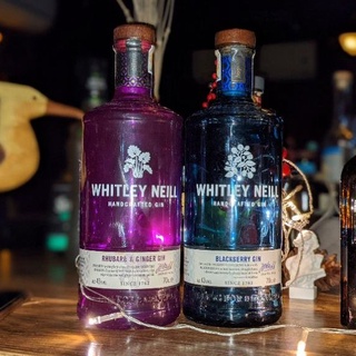 Vỏ Chai Rượu Ngoại WHITLEY NEILL Thuỷ Tinh Đẹp Sưu Tầm (Ảnh shop tự chụp)