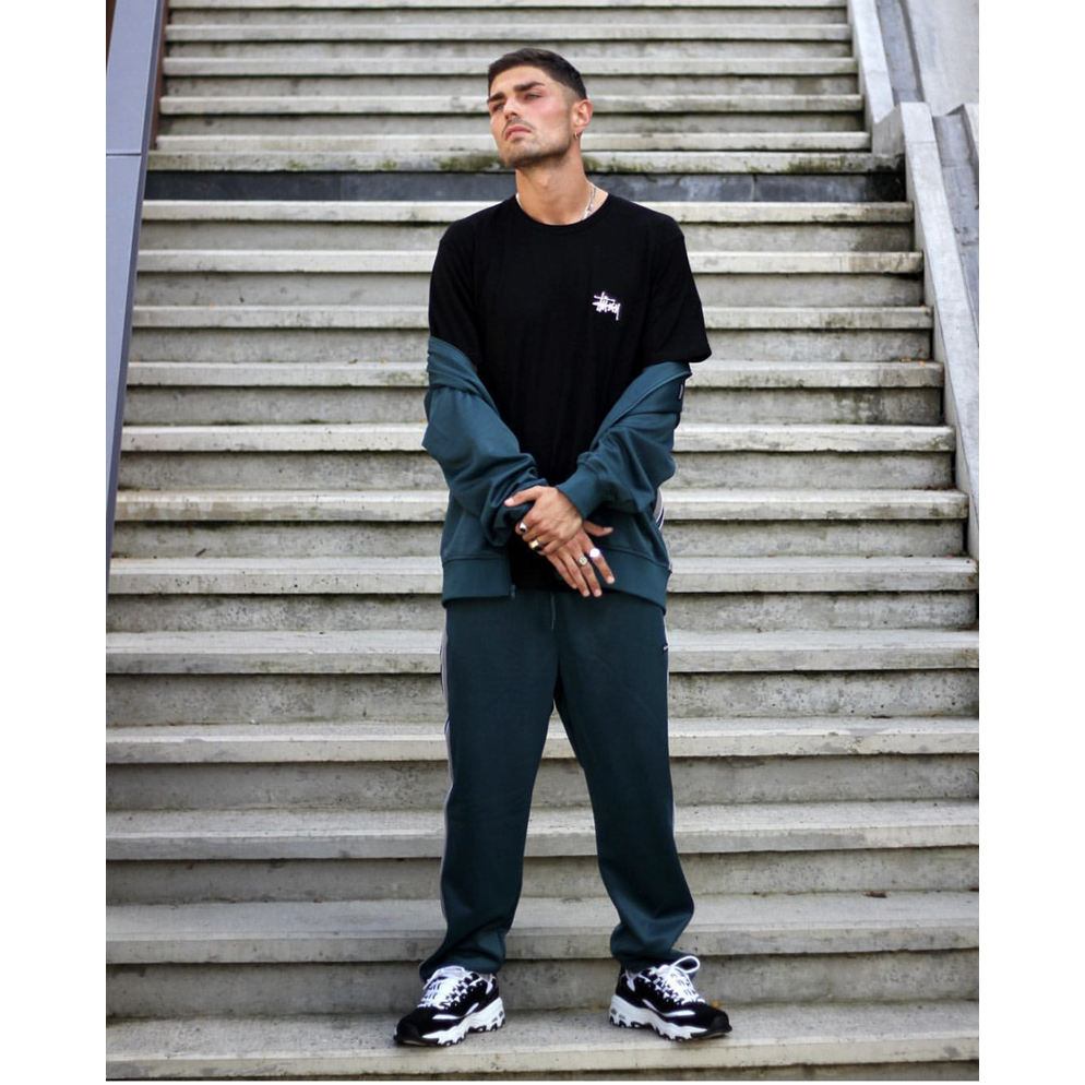 Áo thun tay ngắn in chữ STUSSY màu trắng đen thời trang năng động cho nam | BigBuy360 - bigbuy360.vn